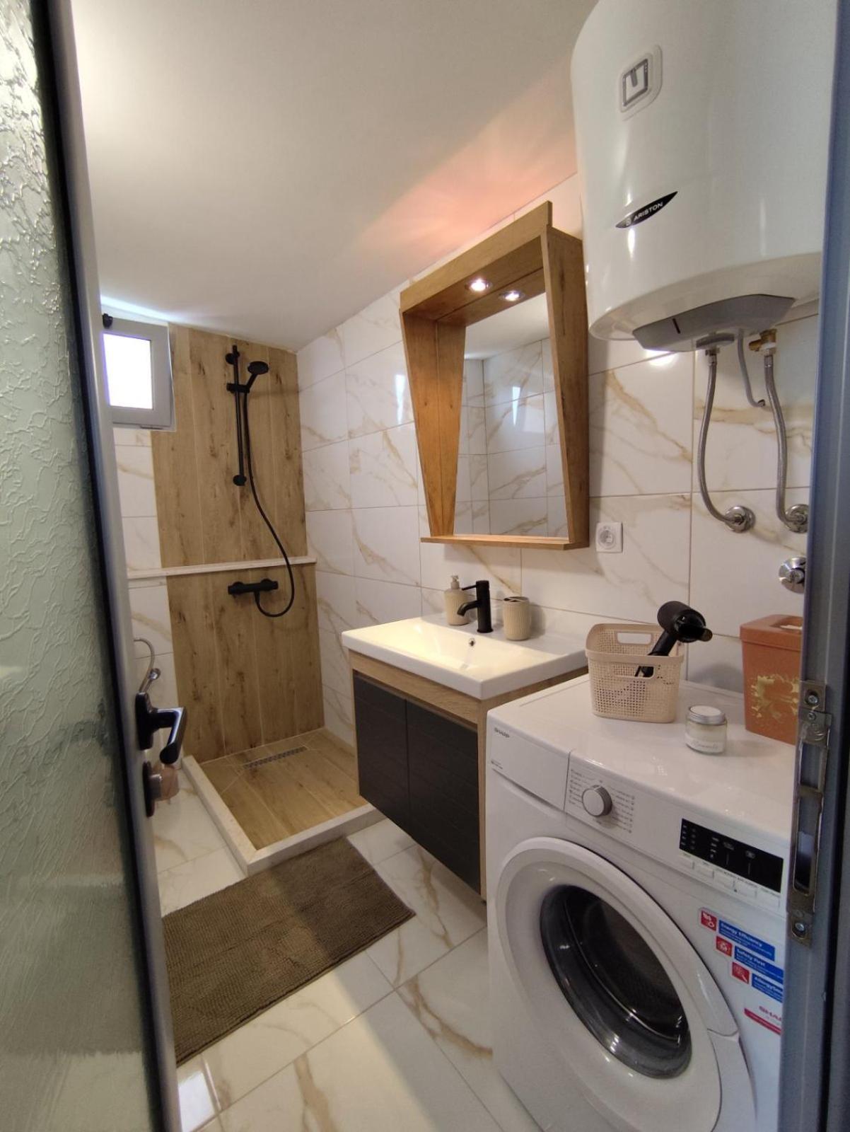 Apartment Sorelle Utjeha Εξωτερικό φωτογραφία